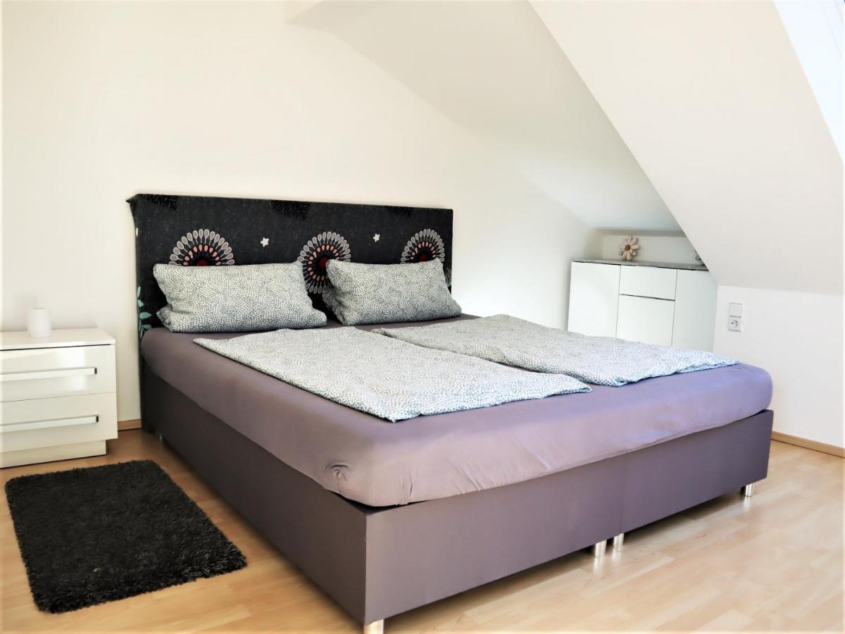 Kuschelige Dachgeschosswohnung Am Clarapark Lipsko Exteriér fotografie