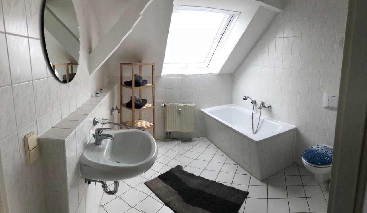 Kuschelige Dachgeschosswohnung Am Clarapark Lipsko Exteriér fotografie