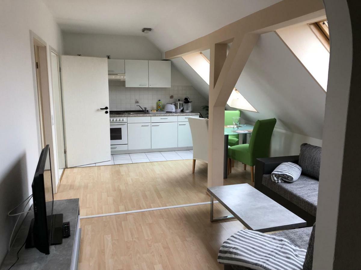 Kuschelige Dachgeschosswohnung Am Clarapark Lipsko Exteriér fotografie